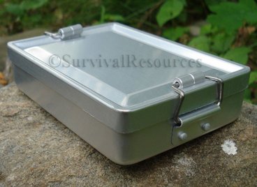 Locking-Lid Survival Tin